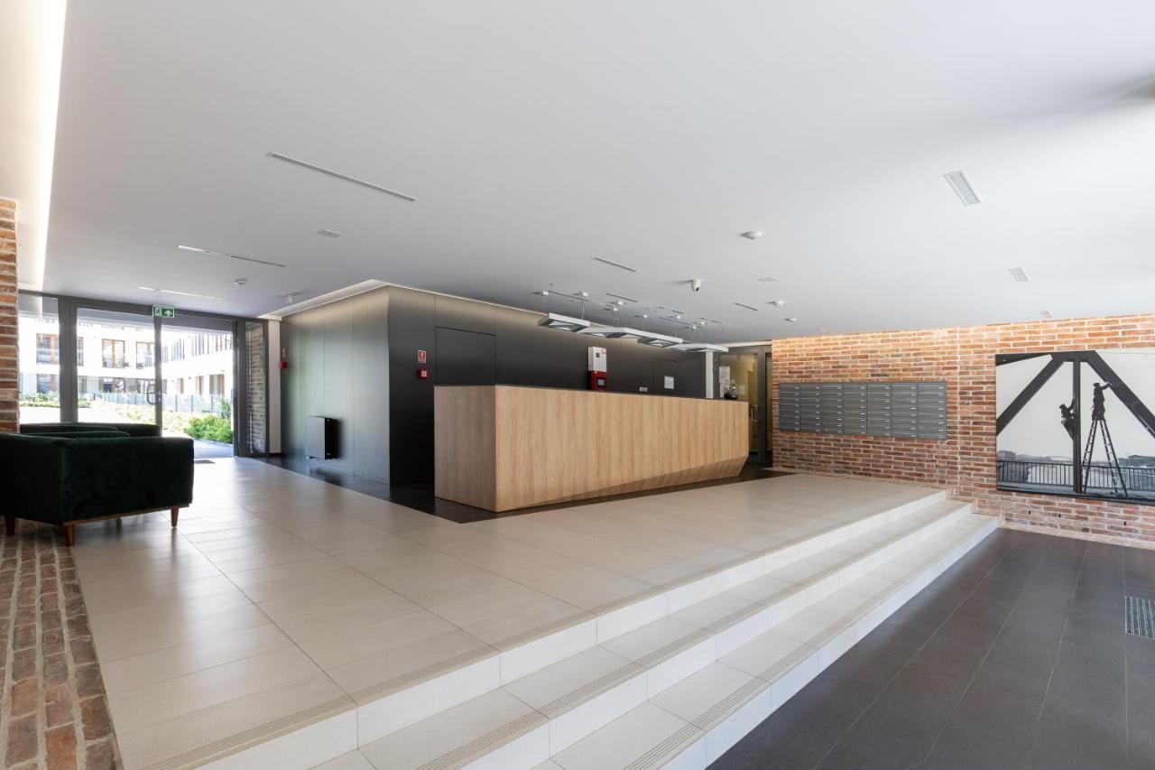 New Apartment, Private Patio クラクフ エクステリア 写真