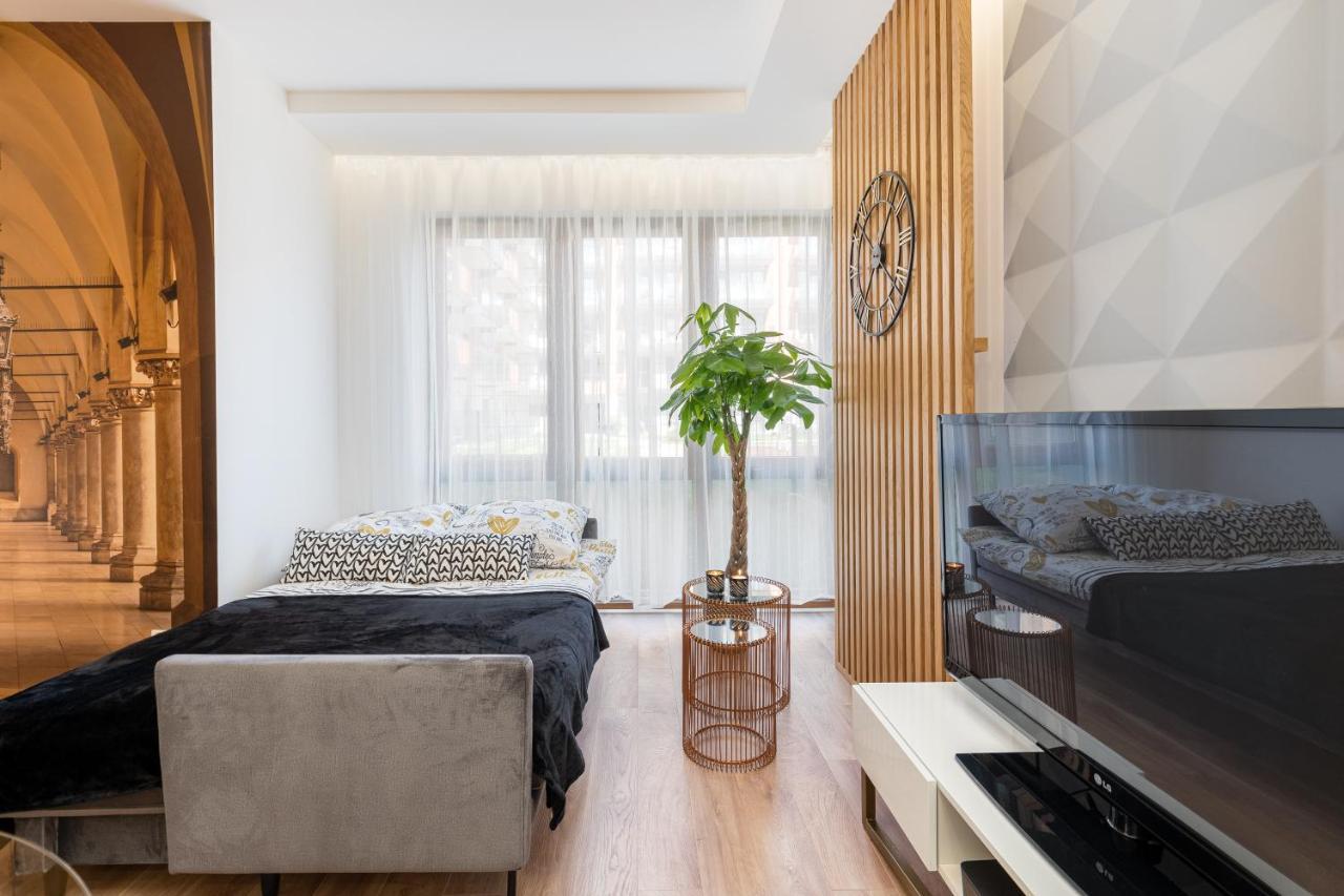 New Apartment, Private Patio クラクフ エクステリア 写真